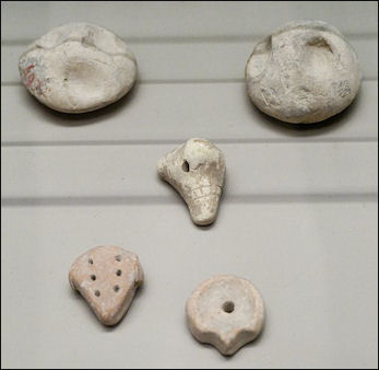 20120208-Clay_accounting_tokens_Susa_Louvre_n1.jpg