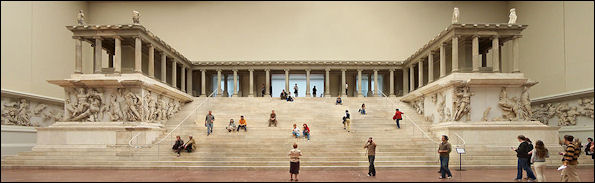 20120217-Pergamonmuseum_-_Altar_01.jpg