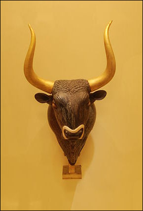 20120220-Minoan_Head_Bull Heraklion.jpg