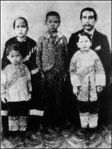 SUN YAT-SEN: LIFE, CAREER AND REPUBLICAN CHINA | Facts and Details