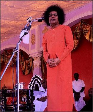 313px x 377px - SATHYA SAI BABA: HIS LIFE, CHARITIES, ASSASSINATION ATTEMPT AND CHARGES OF  FRAUD AND SEX ABUSE | Facts and Details