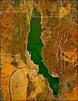 20120201-Lake_turkana_satellite.jpg