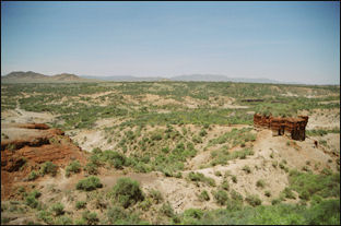 20120201-Olduvai_Gorge.jpg