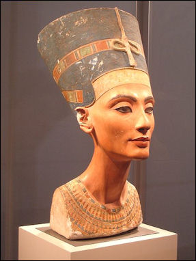 20120211-Nefertiti_berlin.jpg