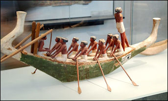 20120216-Egyptian_barque_model_Louvre.jpg
