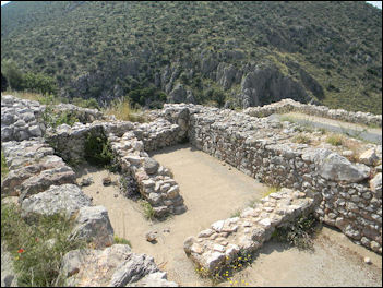 20120217-Mycenaean_Ruins_1227.jpg
