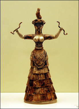 20120217-Snake_Goddess_-_Heraklion_Achaeological_Museum_retouched.jpg