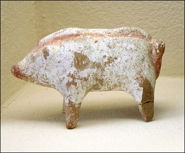 20120222-5th_century_BC_figurine_of_a_pig.jpg