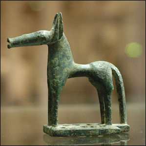 20120222-Bronze_horse_Louvre_Br90.jpg