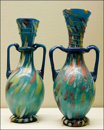 20120227-Glass_amphora.jpg
