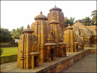 20120501-Mukteshwar-Siddheshwar_temple.jpg
