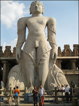 20120502-Bahubali_statue.jpg