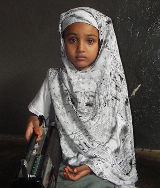 20120510-HijabLittle_Somali_girl.jpeg