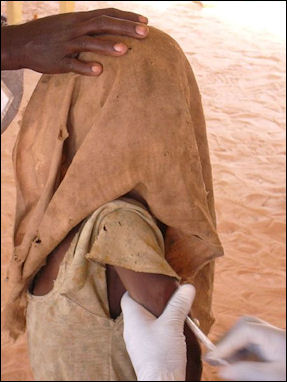 20120514-Child_being_vaccinated_in_Chad.jpg