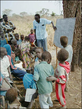 20120514-Village_school_in_Northern_Bahr_el_Ghazal_Sudan.jpg