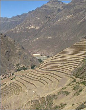 20120515-Terrace_farming_in_the_Ande_mountains_Pisac_Peru.jpg