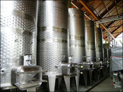20120528-Wine-making_equipement_at_Hanzell_Vineyards_B.jpg