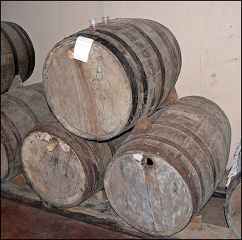 20120529-Tequila_barrels_2.jpg