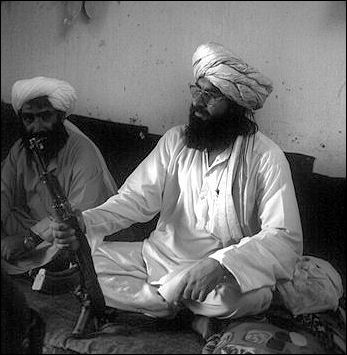 20120711-398px-Taliban-Torkham-2001.jpg