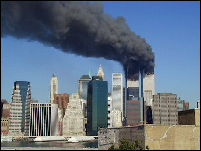 20120711-800px-WTC_smoking_on_9-11.jpeg