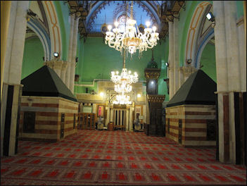 20120711-Cave_of_Patriarch_-_mosque_1.JPG