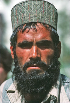 20120712-MujahideenAfghanGuerillainUS1986d.JPEG
