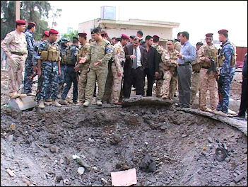 20120713-Scenes_from_Baquba_suicide_bombing_-_Flickr_-_Al_Jazeera_English_(1).jpg